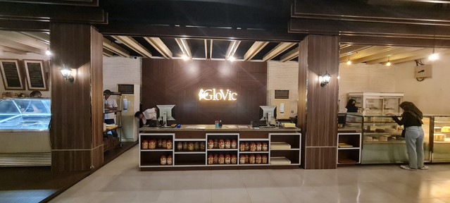 GloVic coffee - bakery - cafe