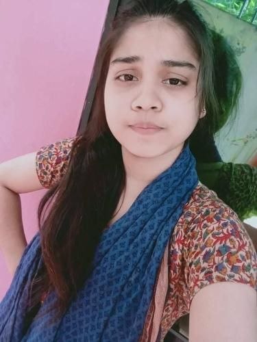 মাগির দুধগুলো কিন্তু অনেক বড় বড়
