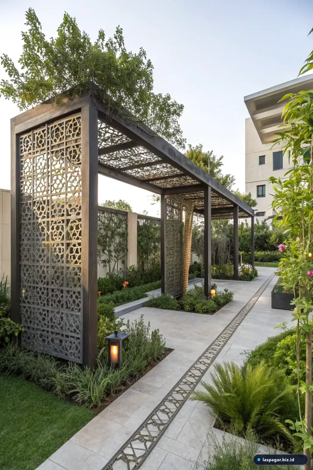 inspirasi desain pergola taman besi hollow berbagai gaya minimalis modern dan klasik