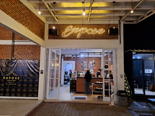 Expose Coffee
