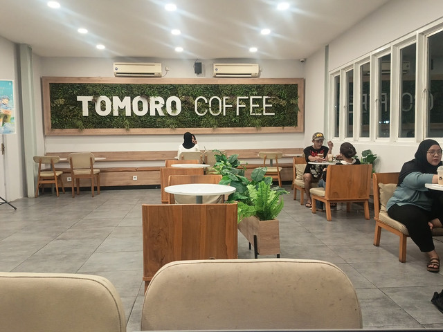 TOMORO COFFEE - KH Mukmin Sidoarjo