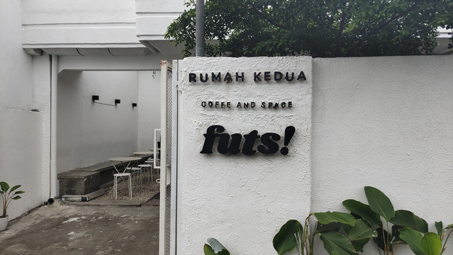 Rumah Kedua Coffee & Space