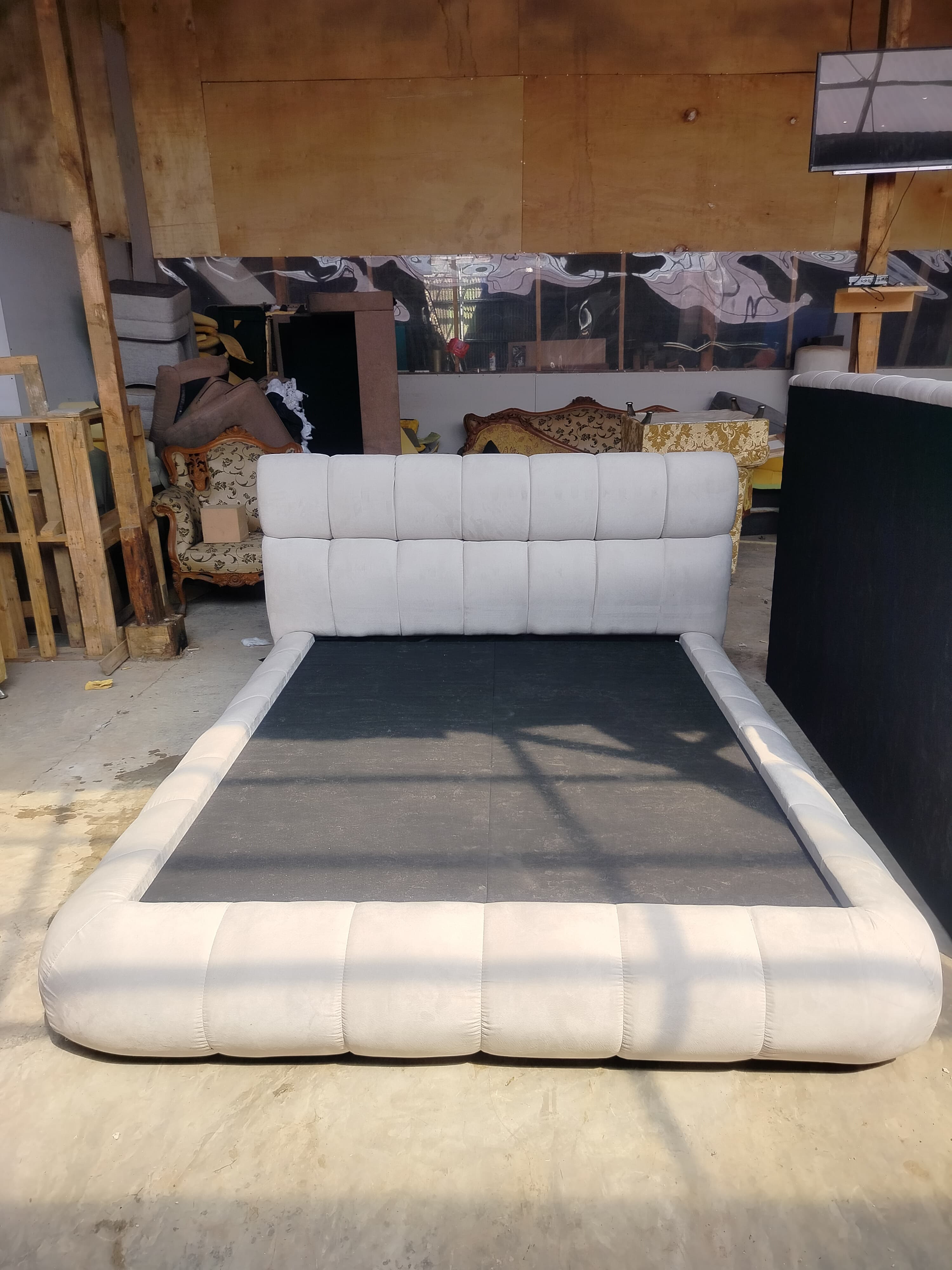 Tempat Tidur custom hasil pengerjaan Sofa Depok by Yenia