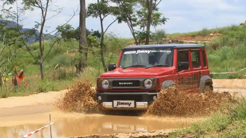 jimny-tes-offroad-2391.webp