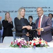ZOVORNO Cutting & Sewing