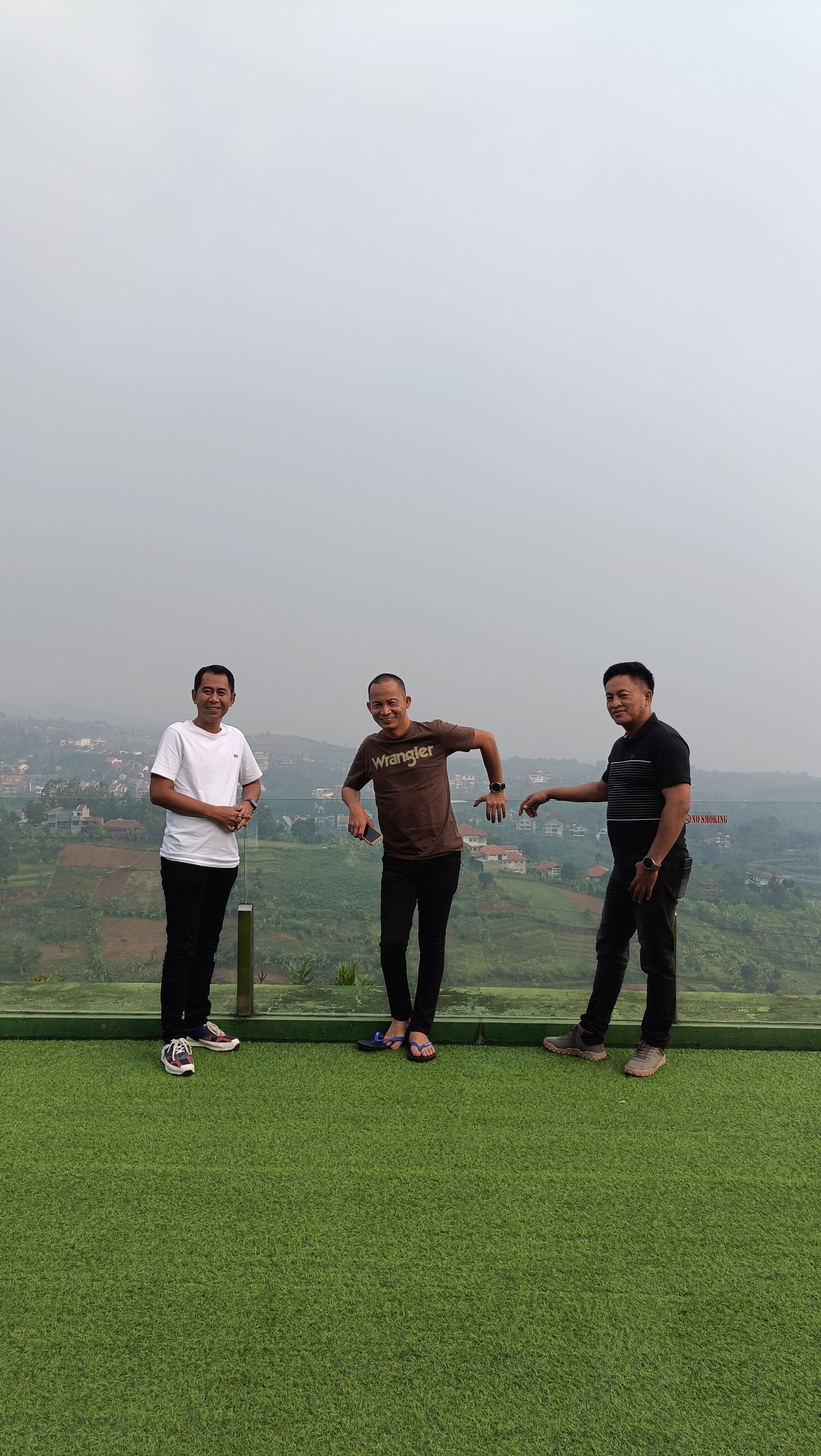 Dokumentasi perjalanan pelanggan A.R TOUR