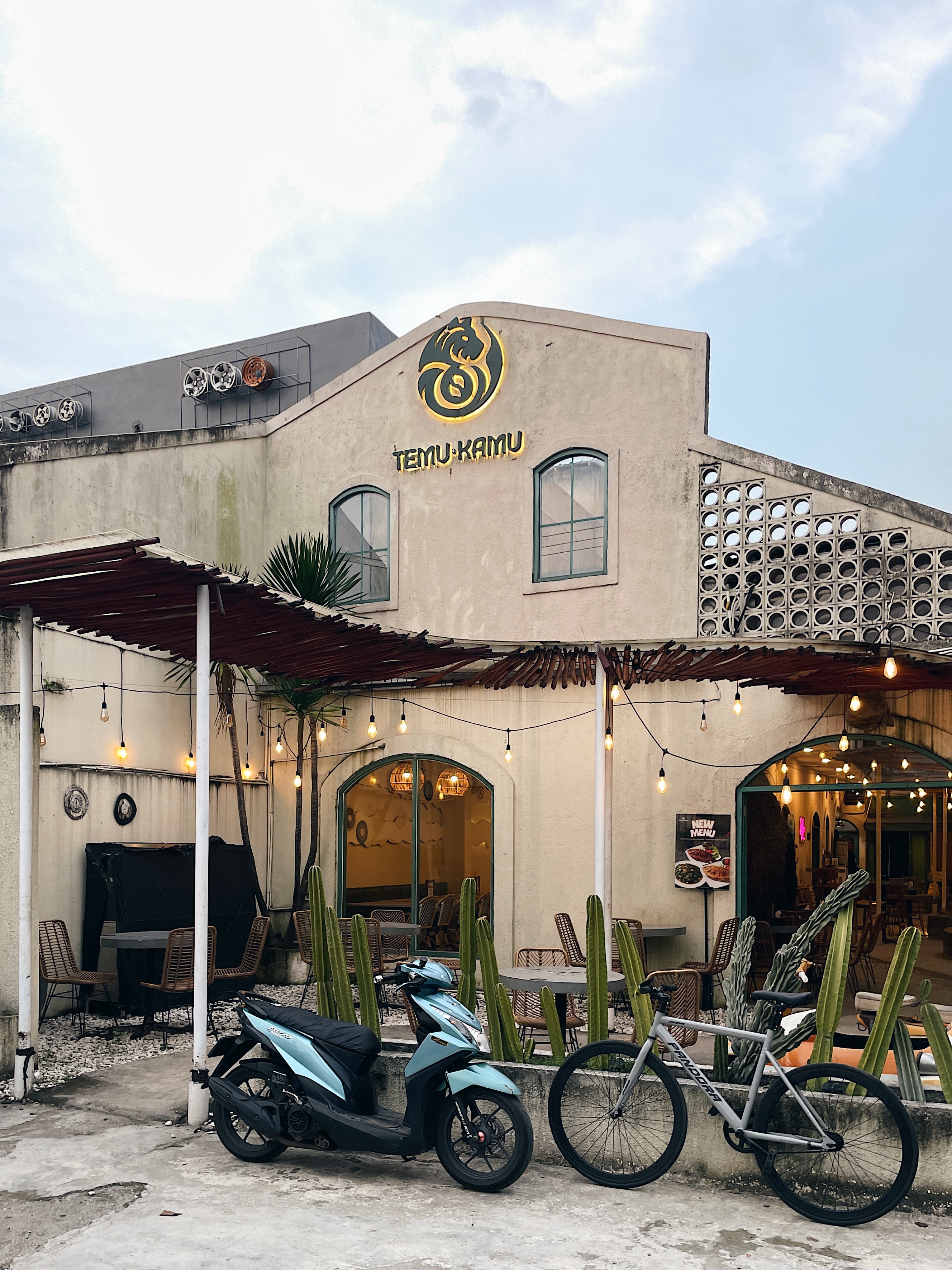 Temu Kamu Coffee & Eatery Depok