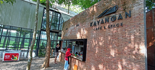 Kayangan Cafe dan Space