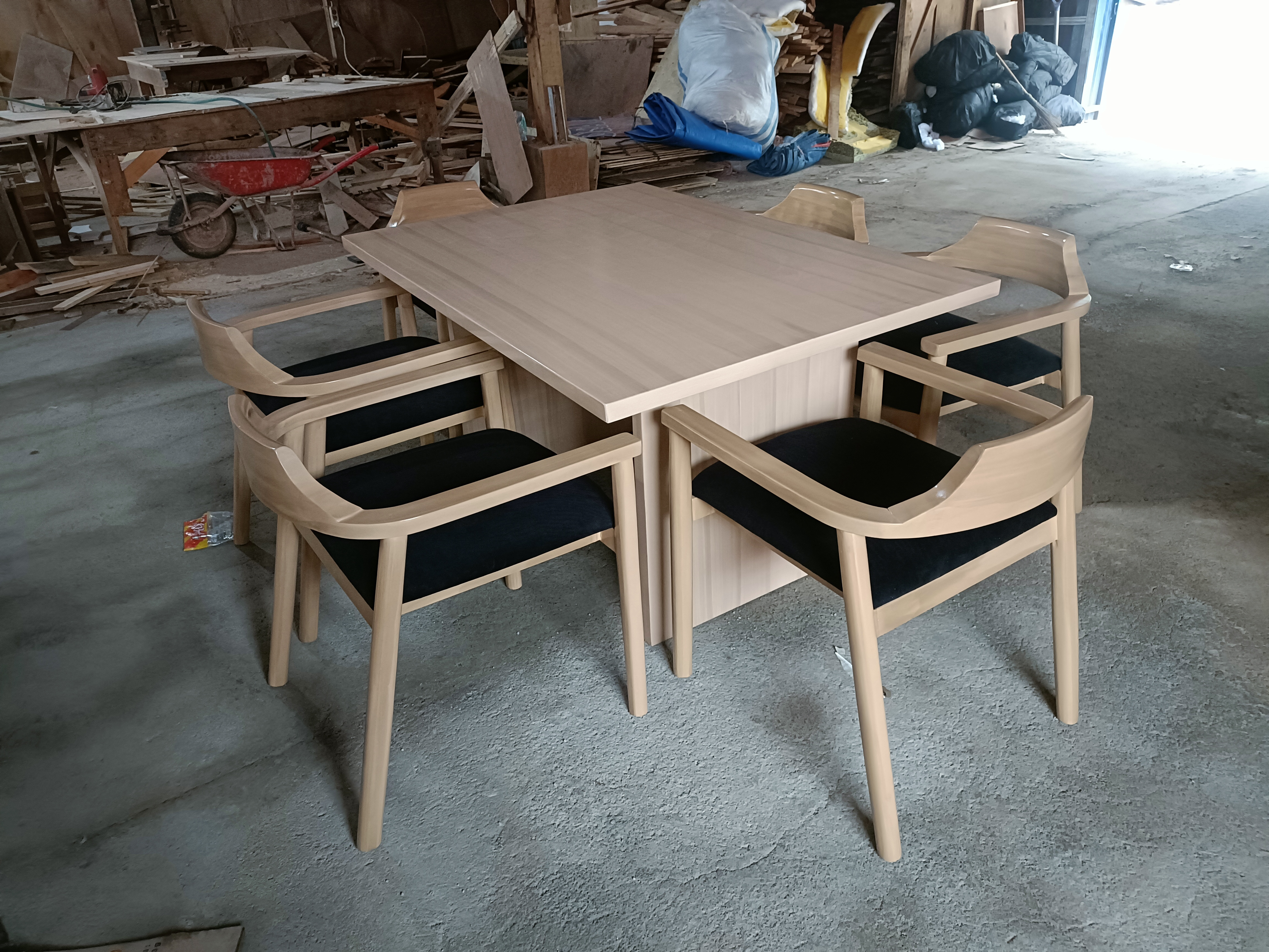 Meja Makan custom hasil pengerjaan Sofa Depok by Yenia