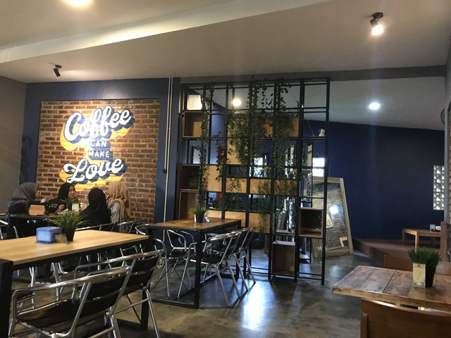 48 Street Cafe