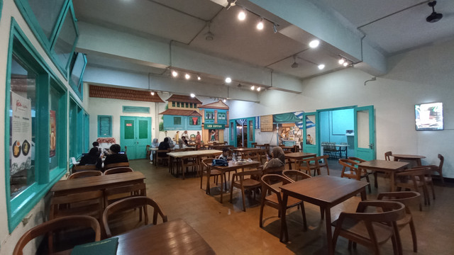 IJEN KOPITIAM