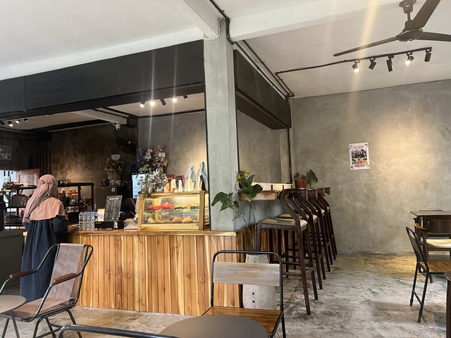 KEDAI DIANTARA