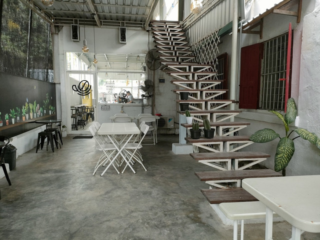 Fx Labs Coffee and Eatery
