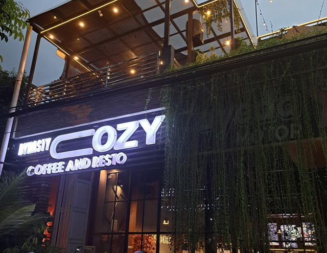 COZY COFFEE & RESTO