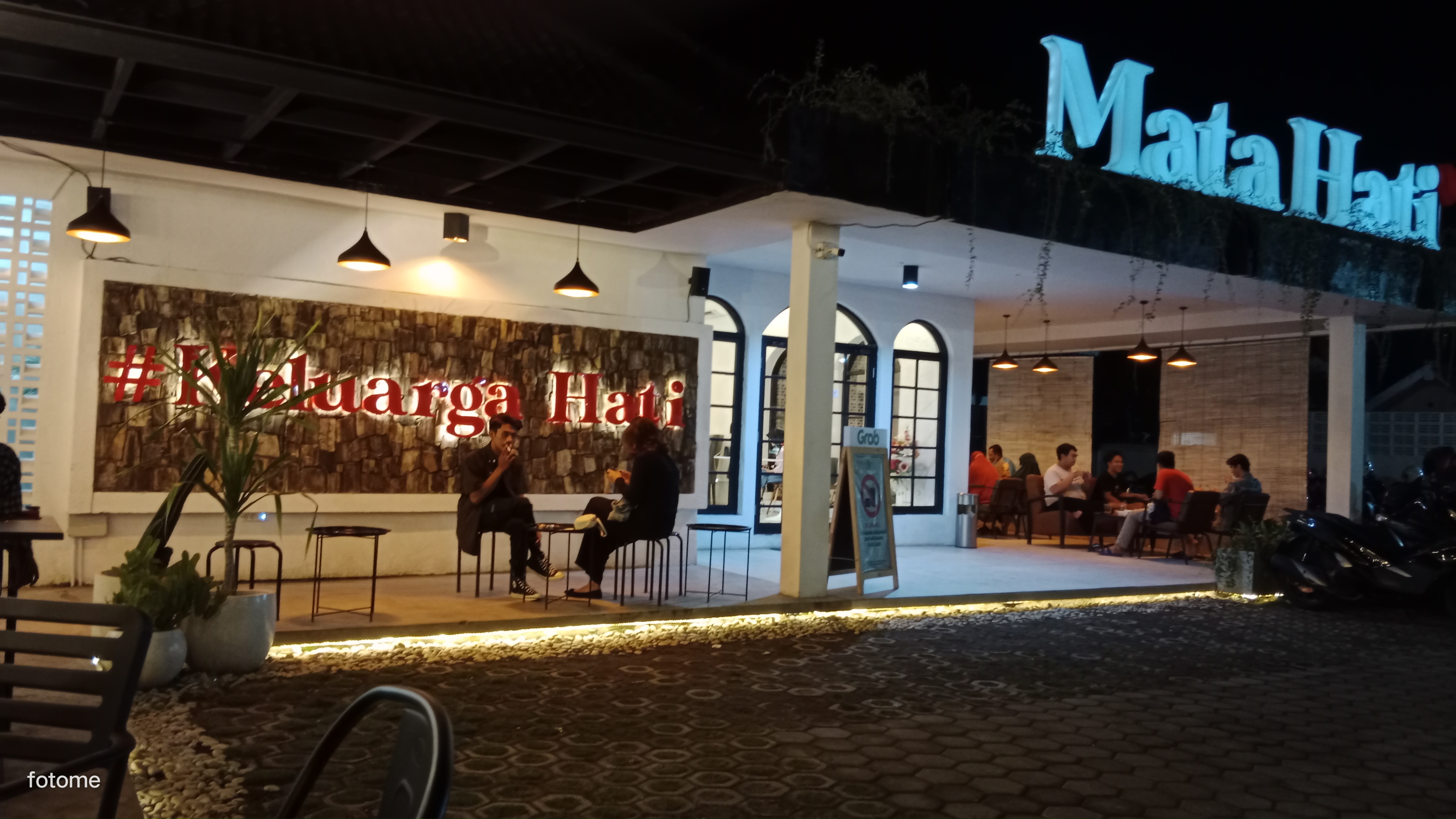 Mata Hati Cafe - Kediri
