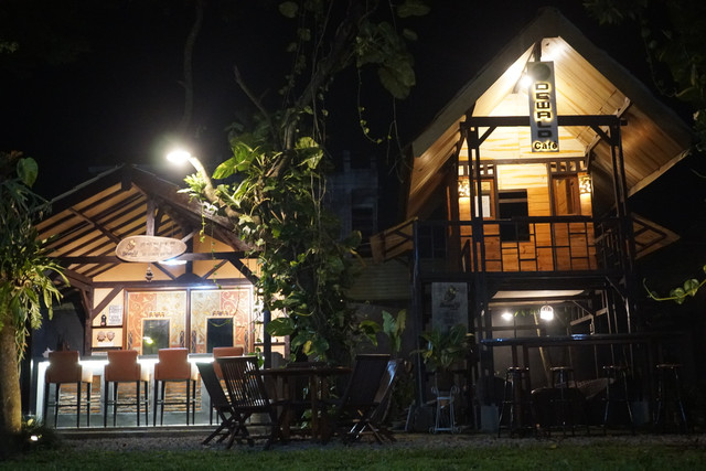 Dewald Cafe And Eatery