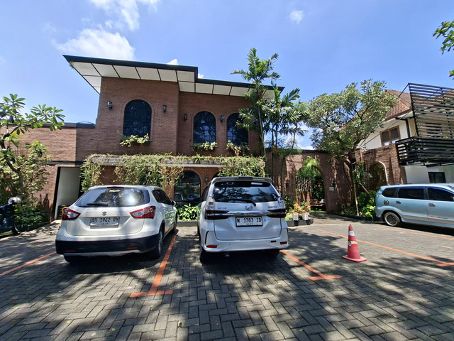 The Grove Cafe Malang
