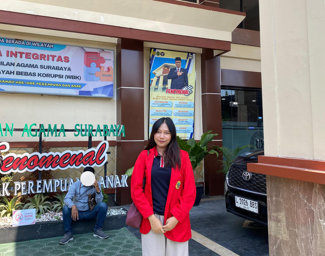 Pengamatan Sidang di Pengadilan Agama Surabaya, Mahasiswa Pelajari Proses Penyelesaian Perkara Perceraian dan Harta Bersama
