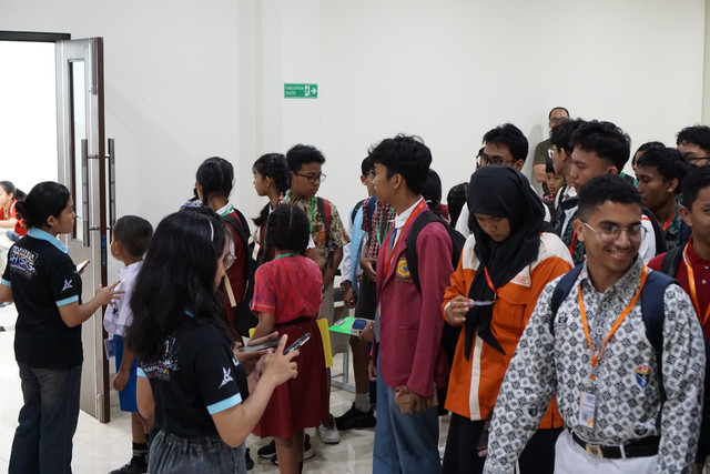 Gallery 7