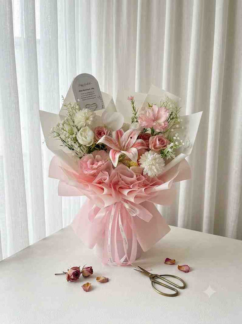 Medium custom bouquet