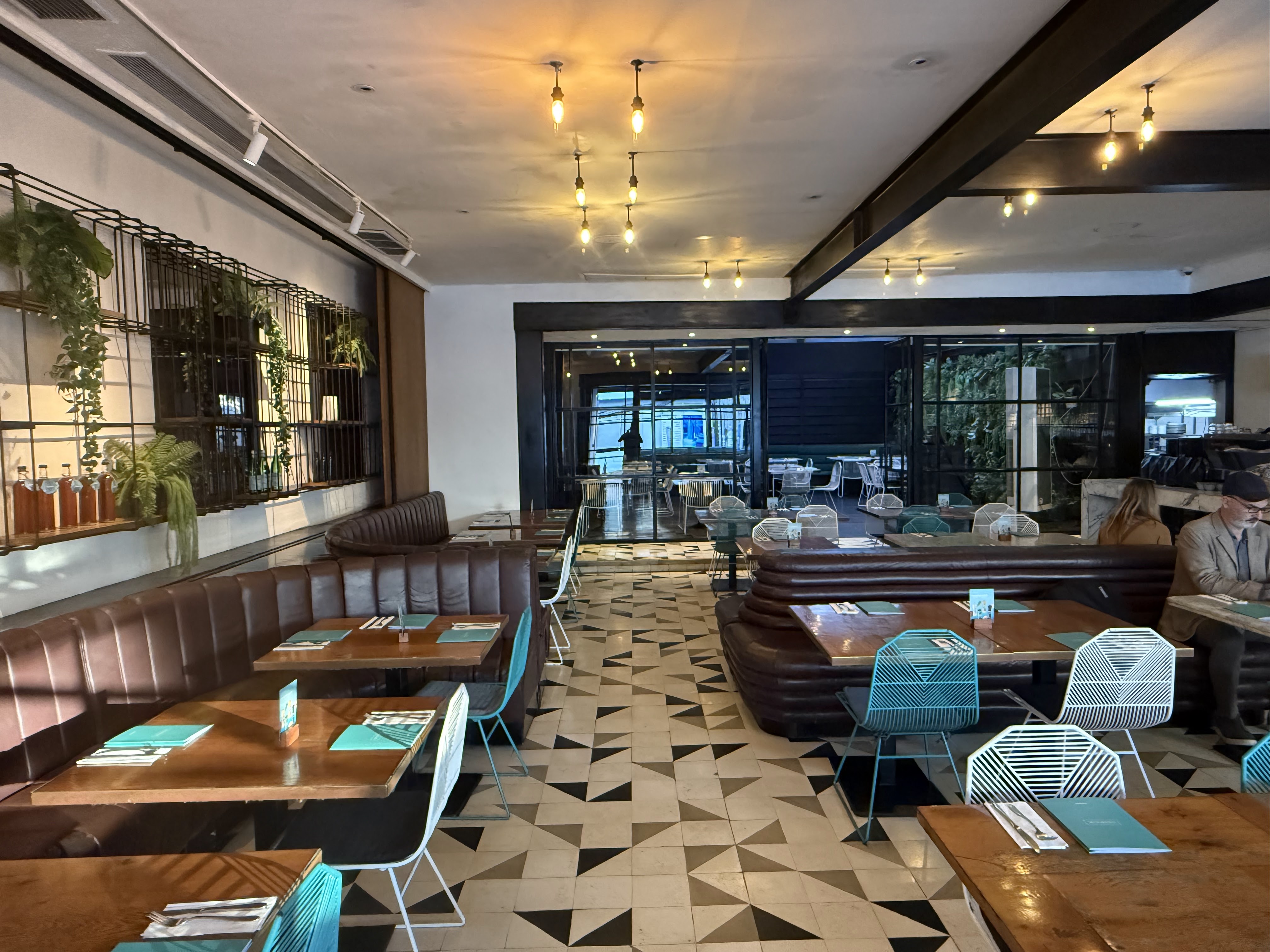 Sisterfields Cafe