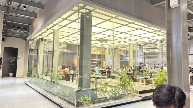 TETRA Coffee & Eatery - Solo