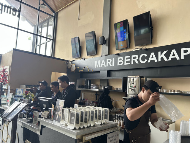 TEMPAT BERCAKAP KOPI KEDIRI